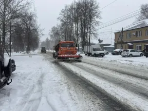 Дорожные службы Нижегородской области работают в усиленном режиме из-за апрельского снегопада